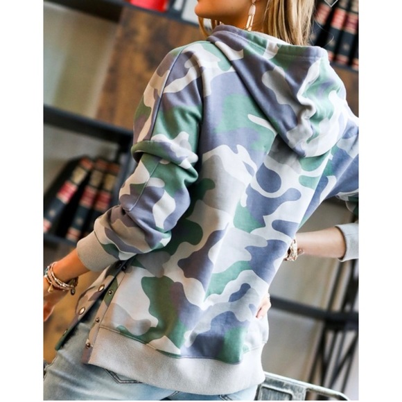Washed Out Camouflage Hoodie Sweatshirt - Picture 4 of 9